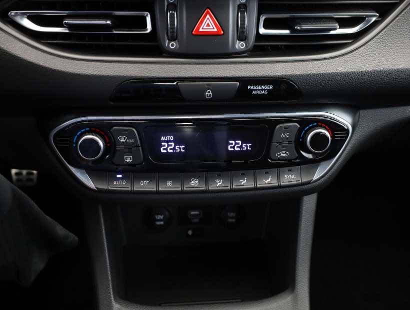 Hyundai i30, 2022