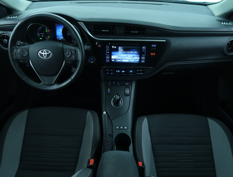 Toyota Auris, 2018
