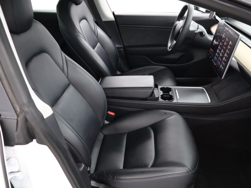 Tesla Model 3, 2020
