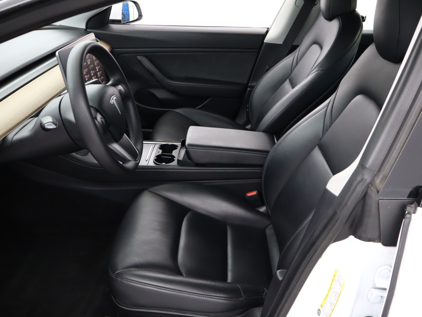 Tesla Model 3, 2020