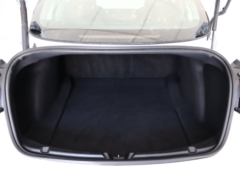 Tesla Model 3, 2020