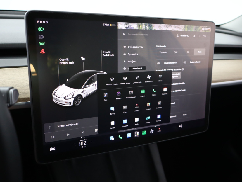 Tesla Model 3, 2020