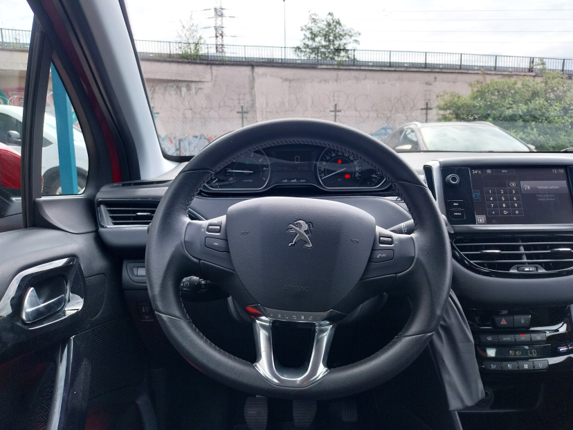 Peugeot 208, 2016