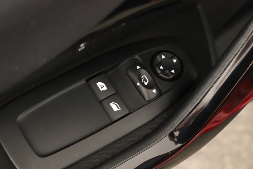 Peugeot 208, 2016