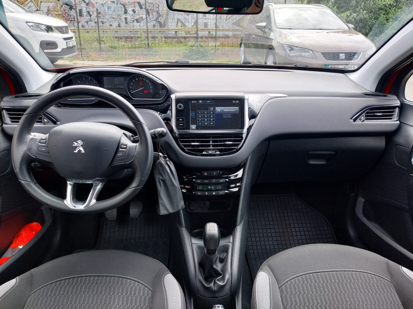 Peugeot 208, 2016