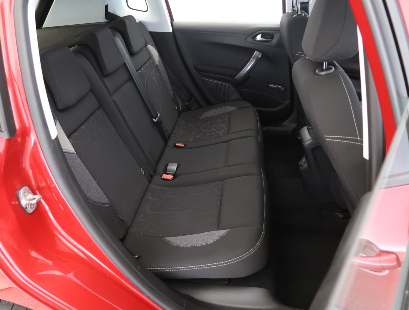Peugeot 2008, 2018