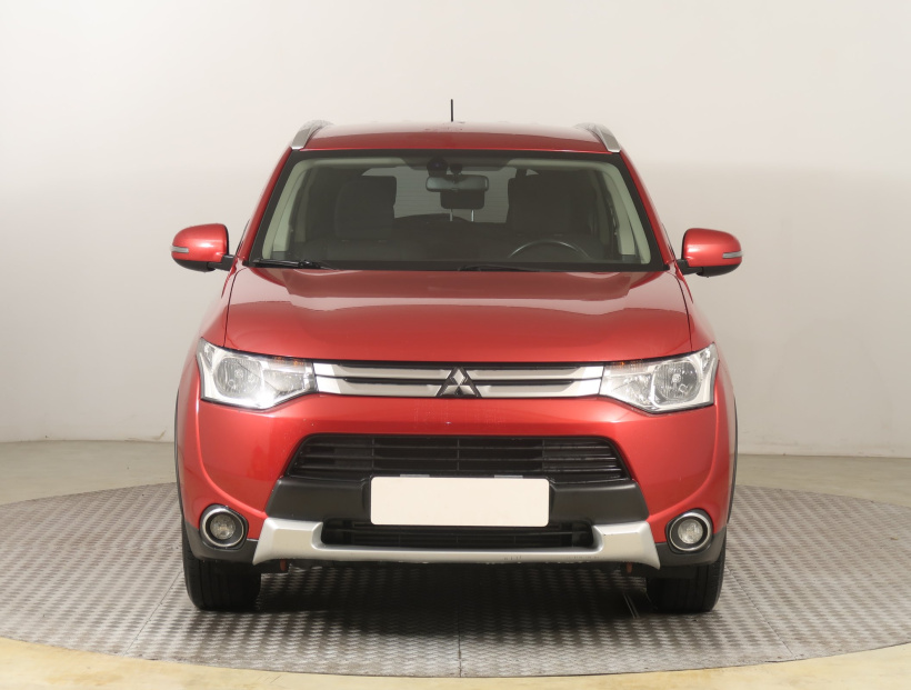 Mitsubishi Outlander, 2014