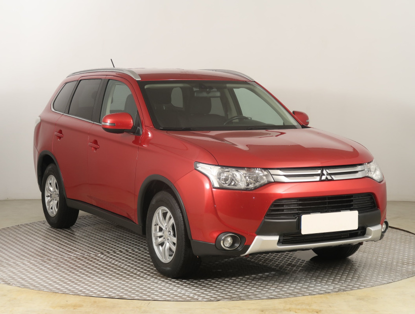 Mitsubishi Outlander, 2014