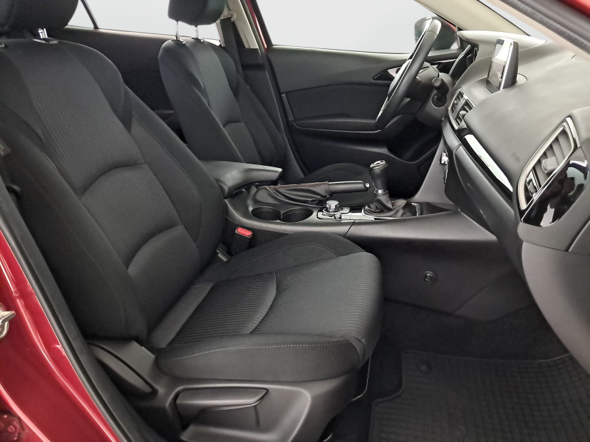 Mazda 3, 2016