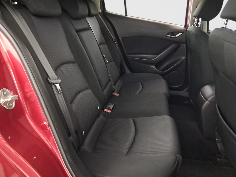 Mazda 3, 2016
