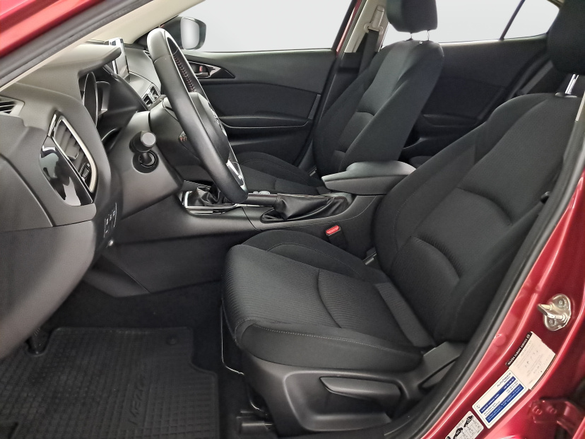 Mazda 3, 2016