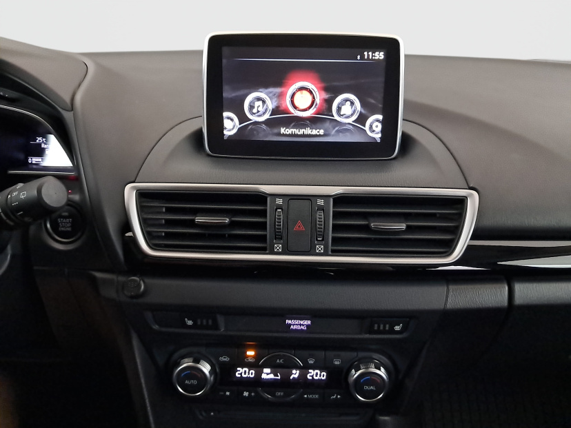 Mazda 3, 2016