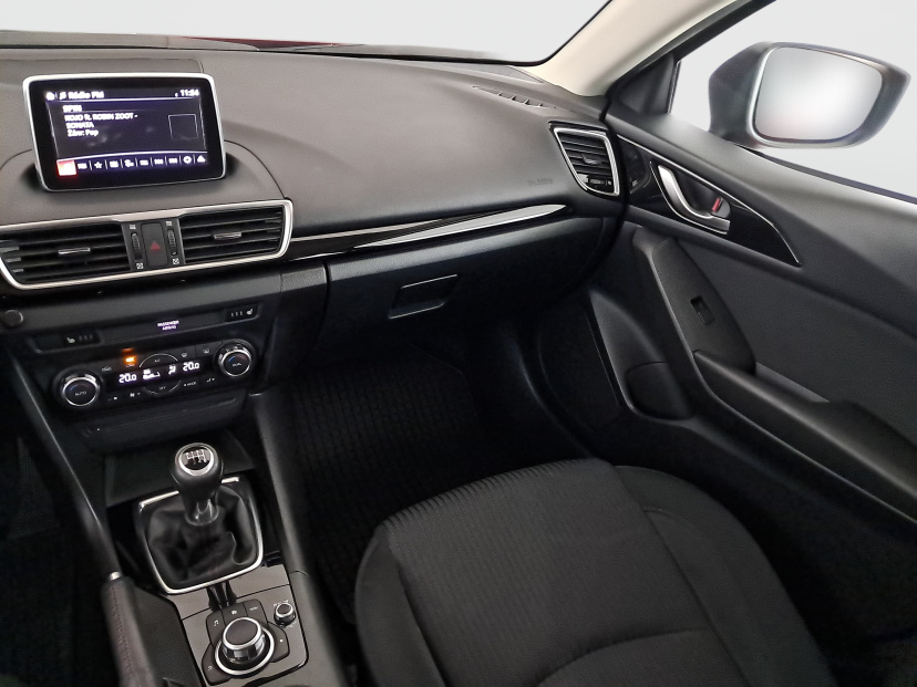 Mazda 3, 2016