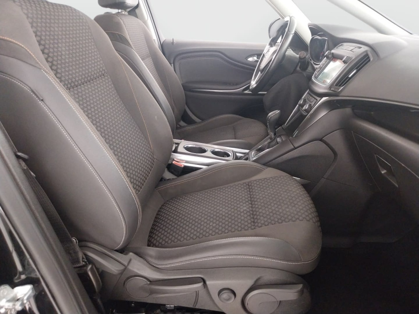 Opel Zafira, 2017