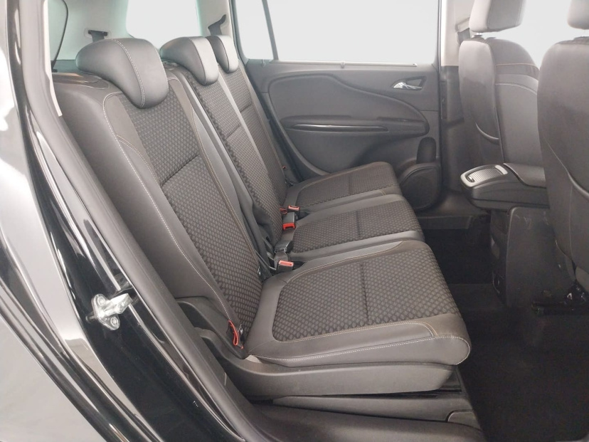 Opel Zafira, 2017