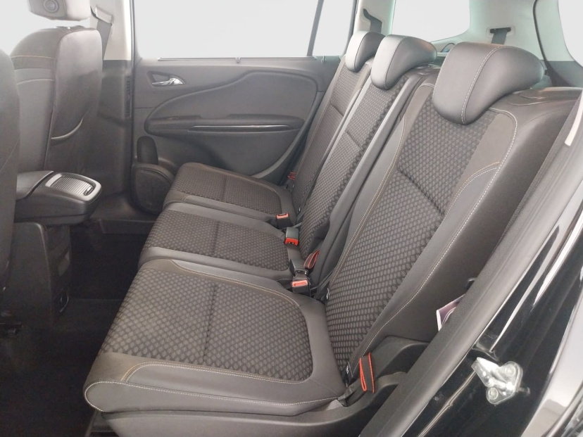 Opel Zafira, 2017