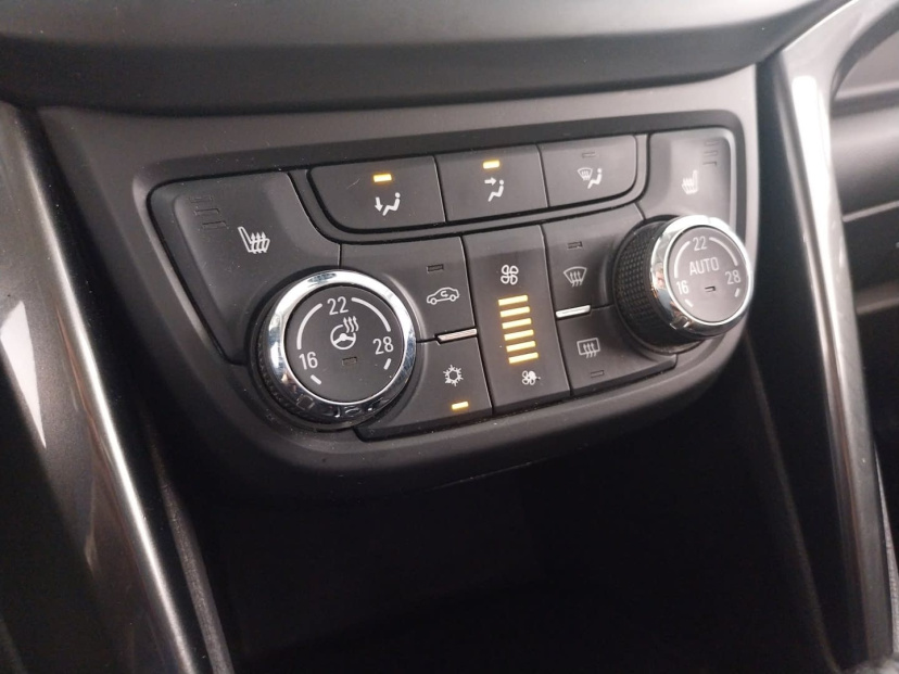 Opel Zafira, 2017