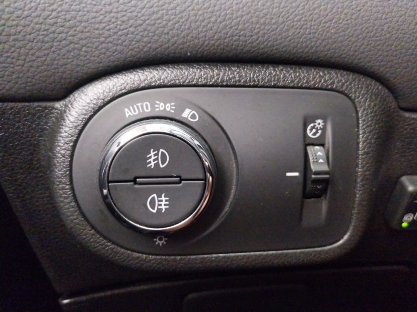Opel Zafira, 2017