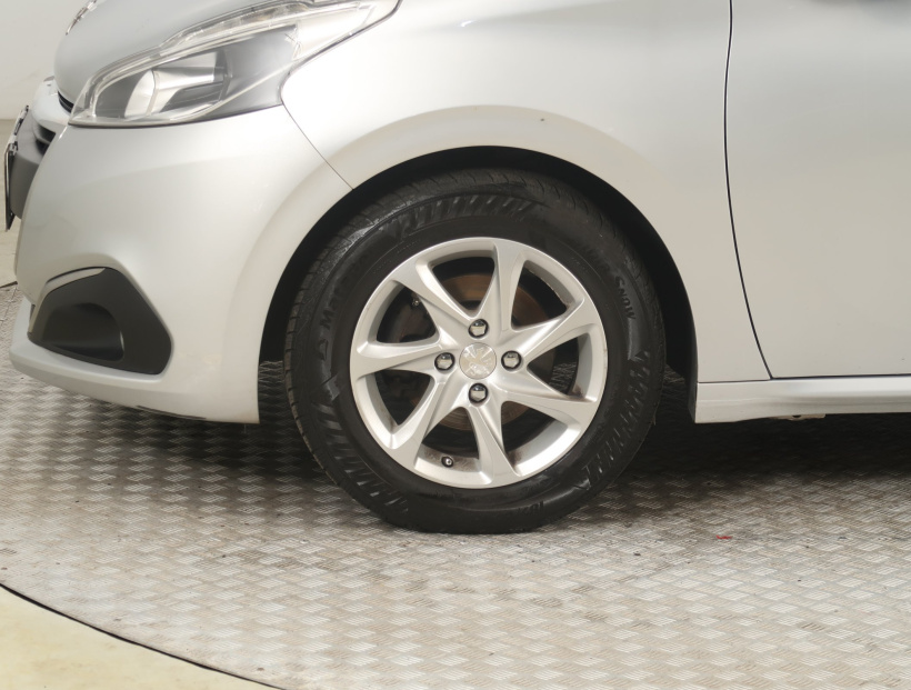 Peugeot 208, 2017