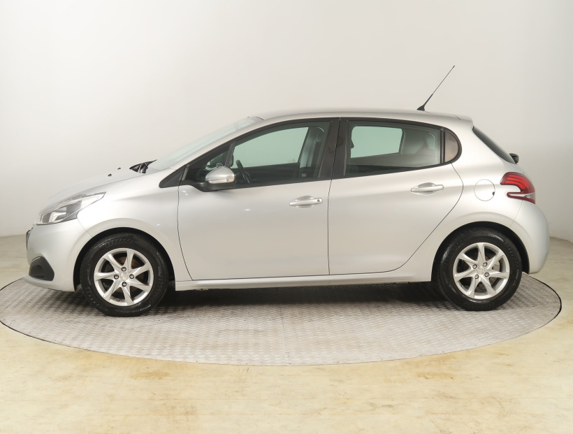 Peugeot 208, 2017