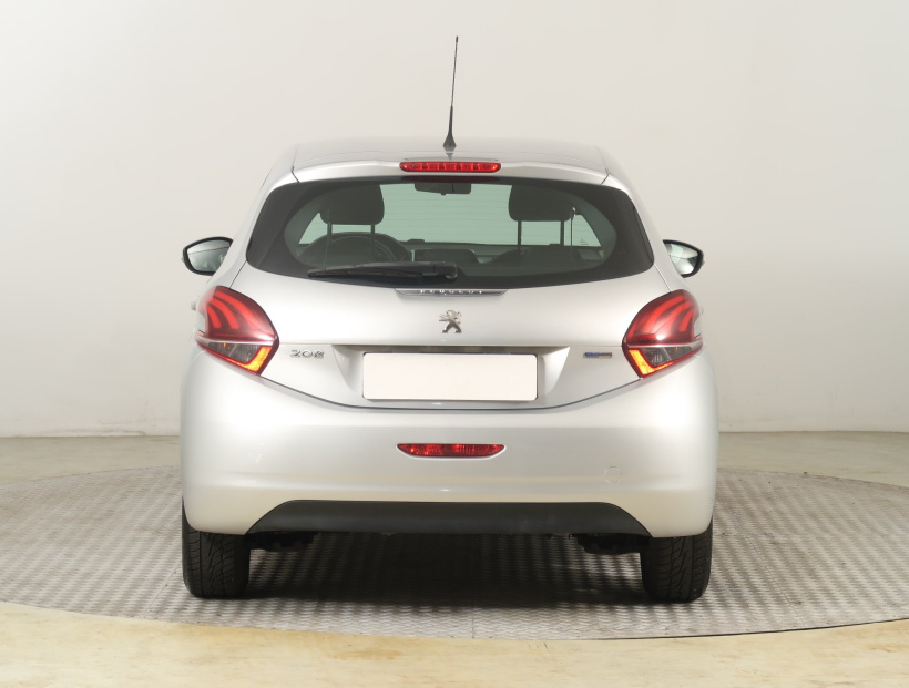 Peugeot 208, 2017
