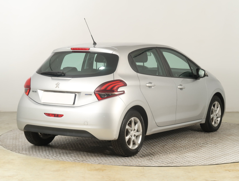Peugeot 208, 2017