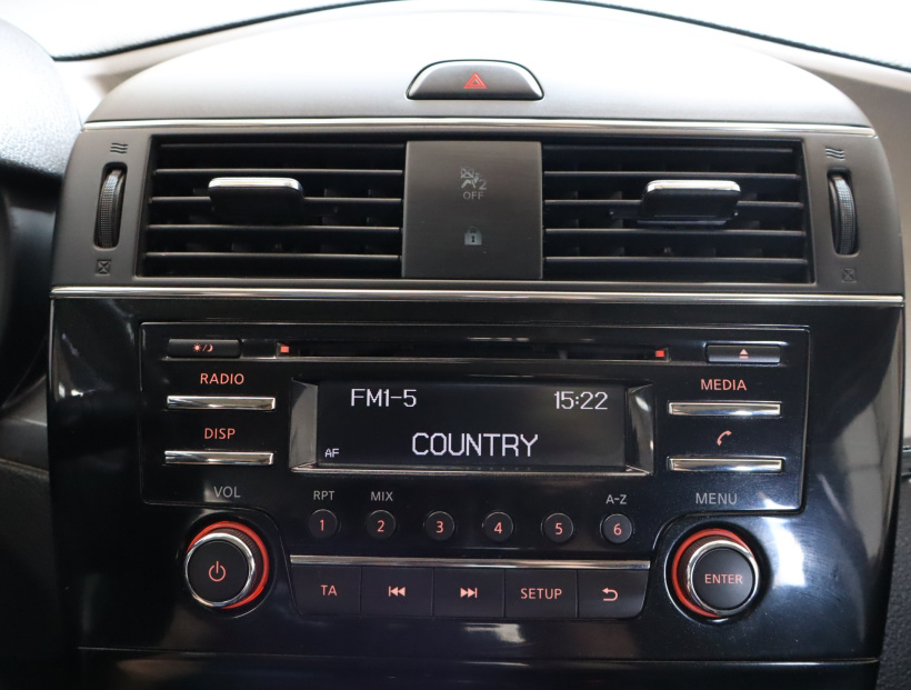 Nissan Pulsar, 2016
