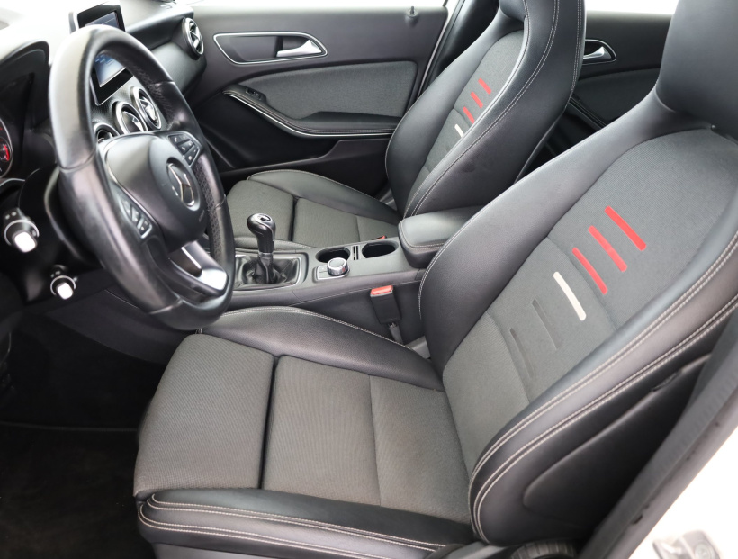 Mercedes-Benz A, 2017