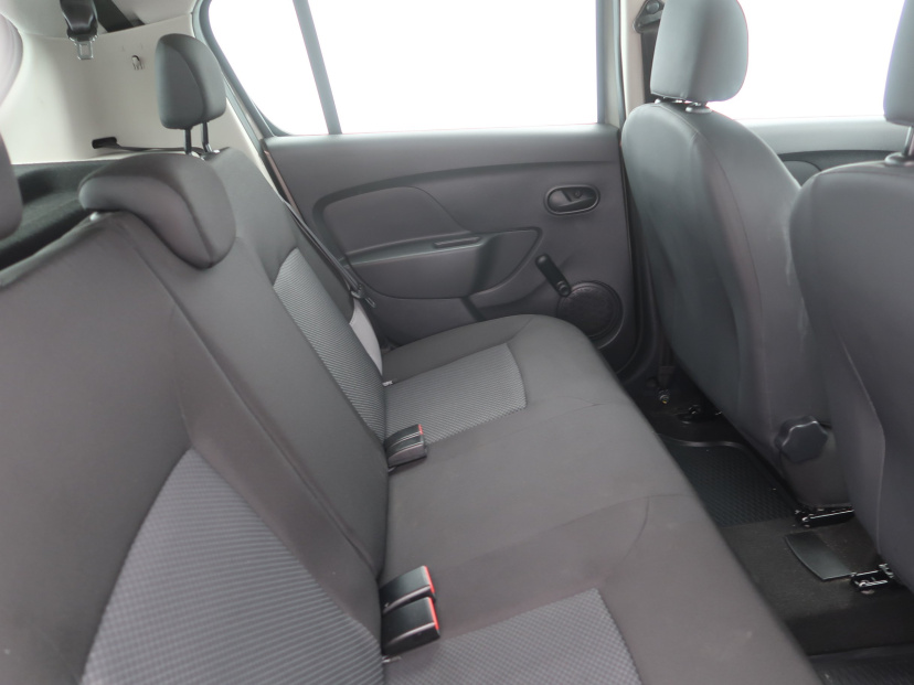Dacia Sandero, 2013