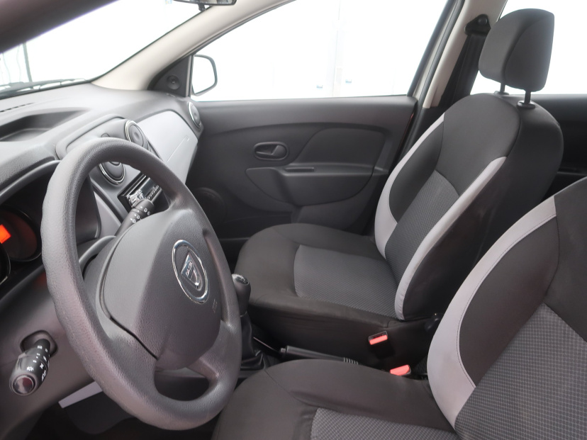 Dacia Sandero, 2013