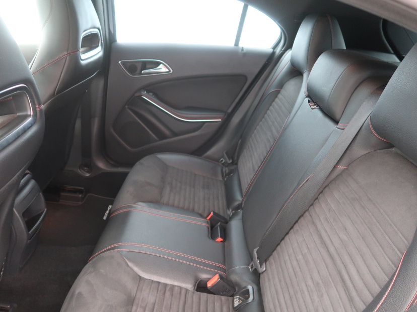 Mercedes-Benz A, 2013