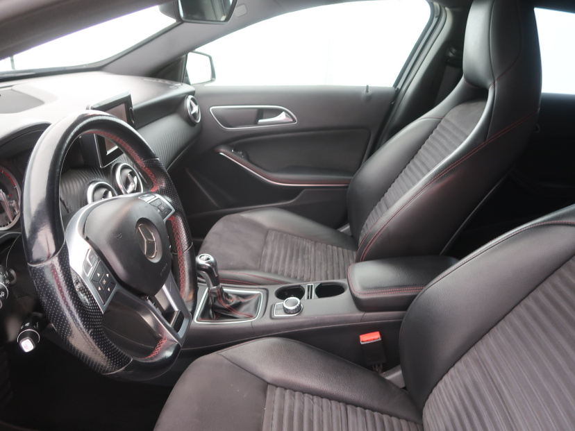 Mercedes-Benz A, 2013