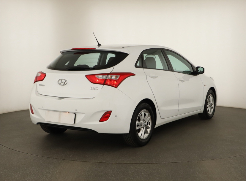 Hyundai i30, 2016