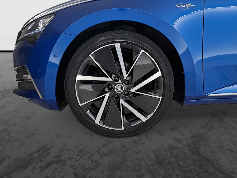 Škoda Superb, 2021