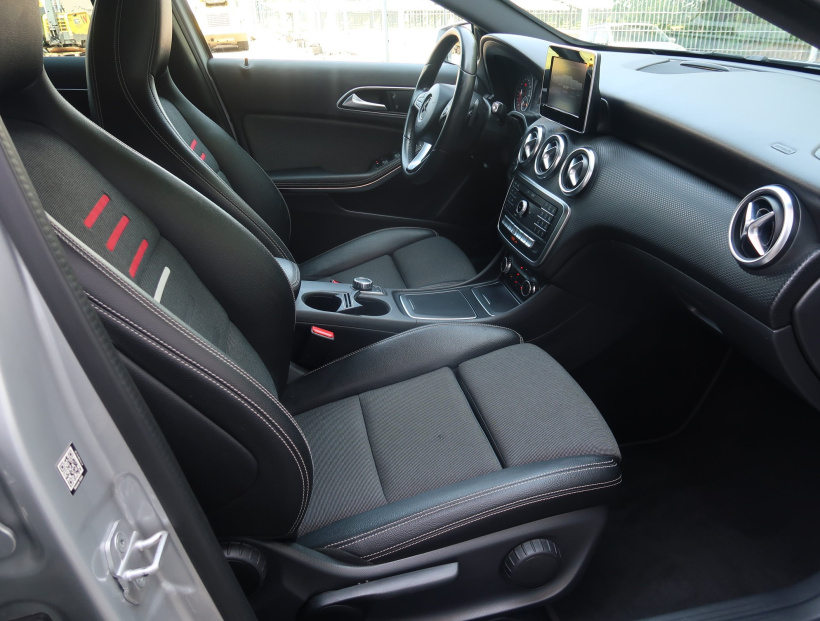 Mercedes-Benz A, 2017