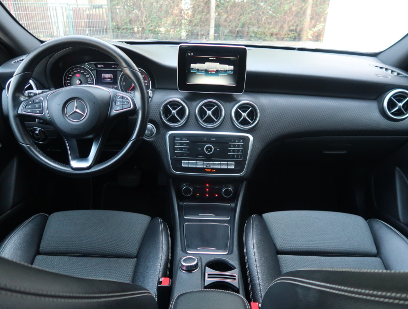 Mercedes-Benz A, 2017