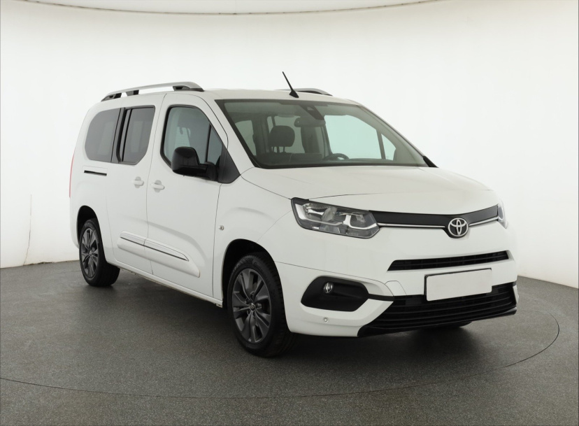 Toyota ProAce City Verso, 2022