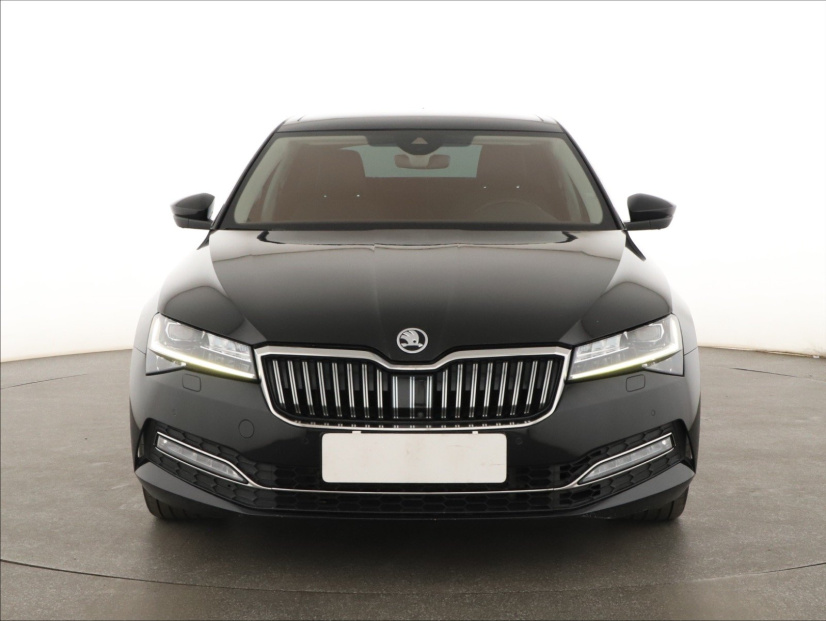 Škoda Superb, 2021