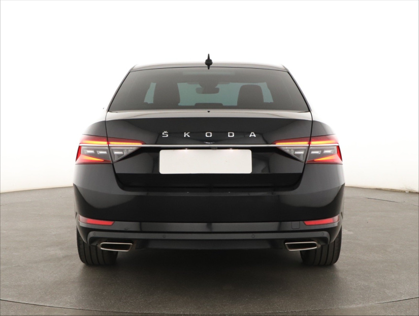 Škoda Superb, 2021