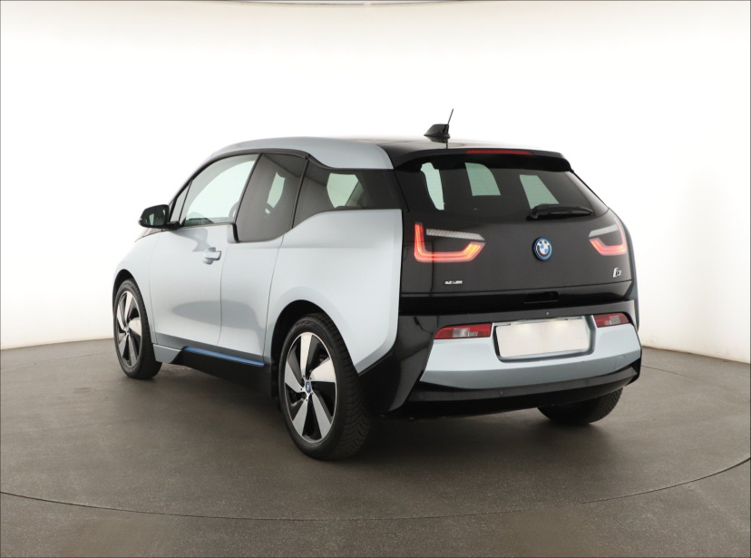 BMW i3, 2015
