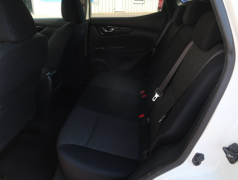 Nissan Qashqai, 2015