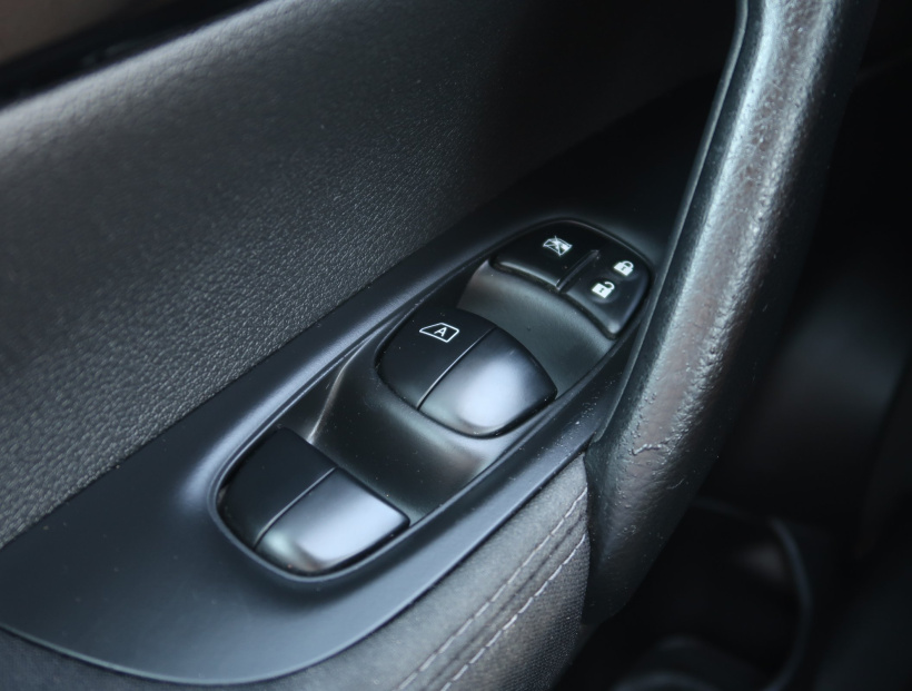 Nissan Qashqai, 2015