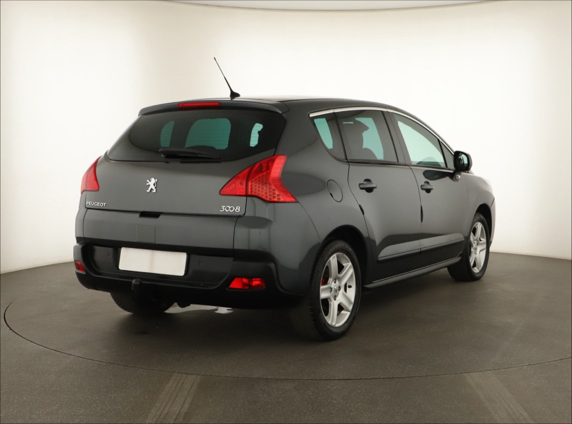 Peugeot 3008, 2012