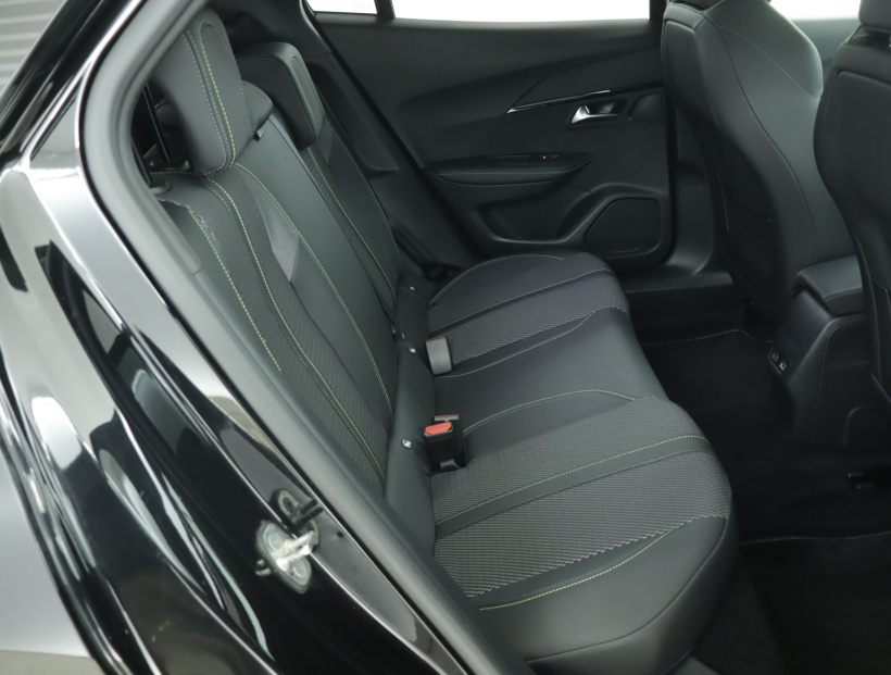 Peugeot e-2008, 2023