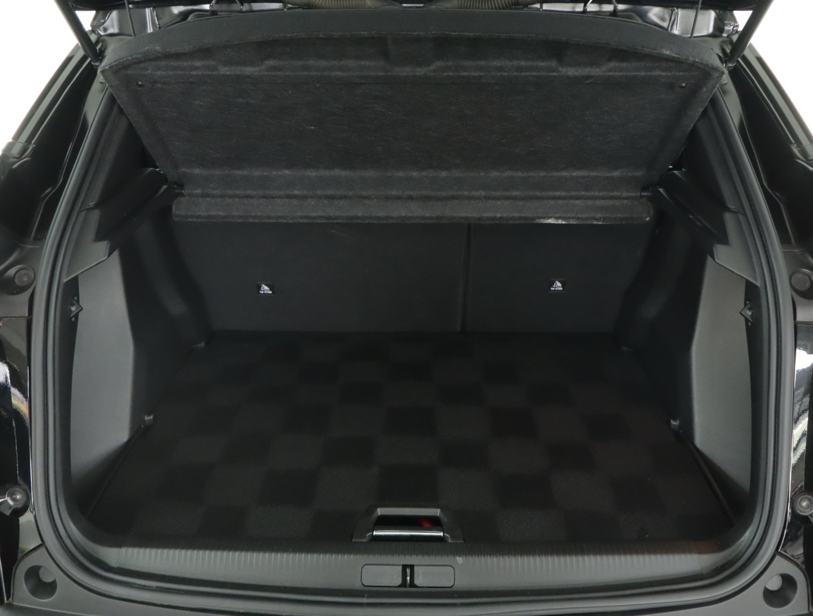 Peugeot e-2008 - 2023