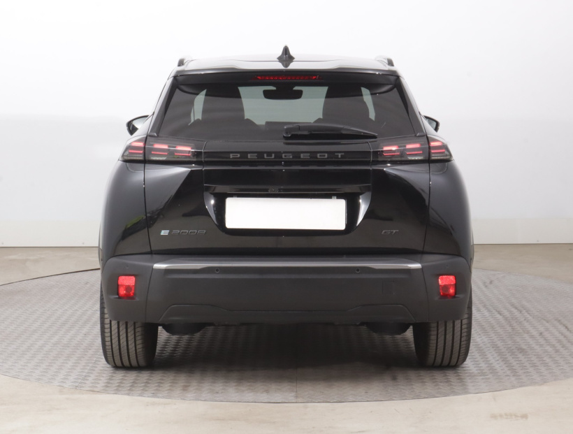 Peugeot e-2008, 2023