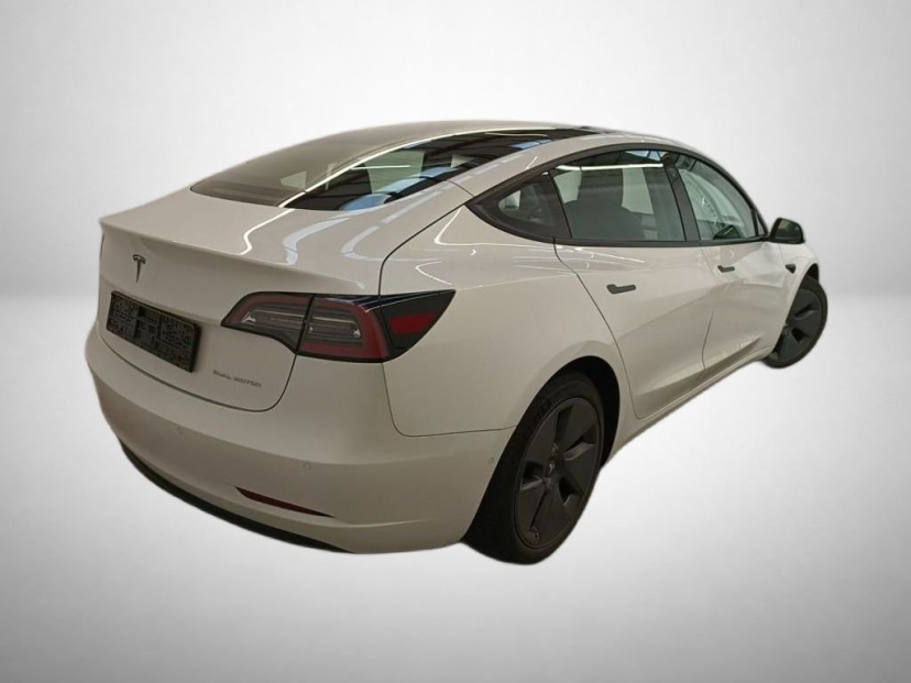 Tesla Model 3, 2021