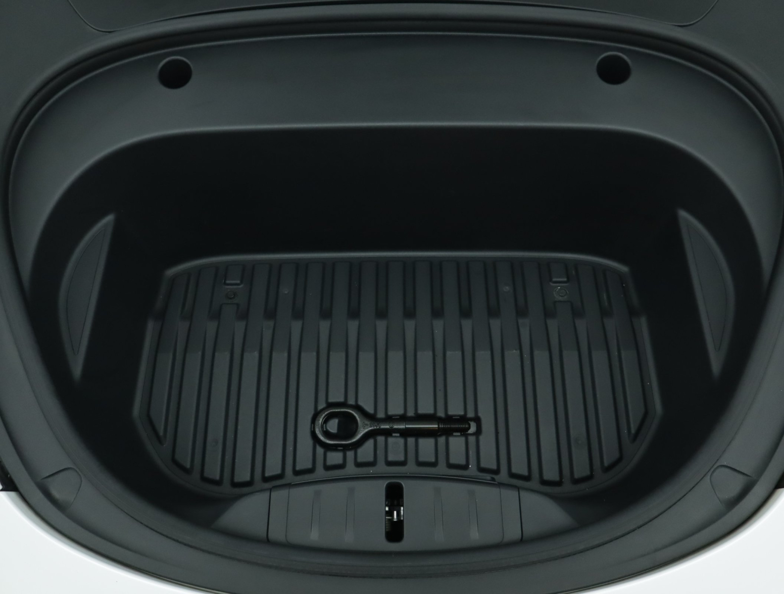 Tesla Model 3 Long Range AWD – fotografie 24