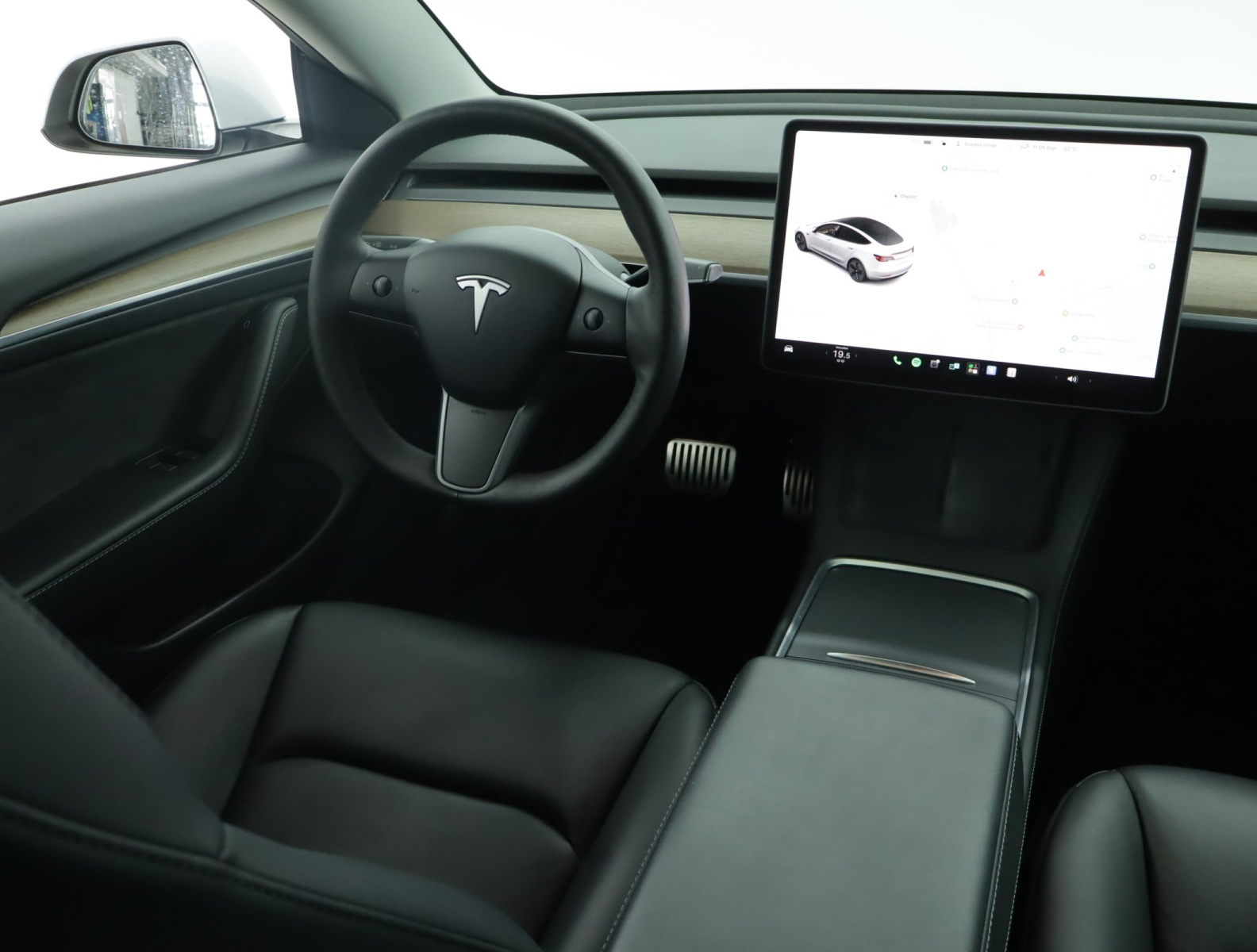 Tesla Model 3 Long Range AWD – fotografie 9