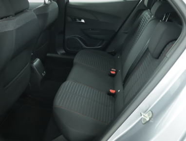 Peugeot e-2008 - 2023